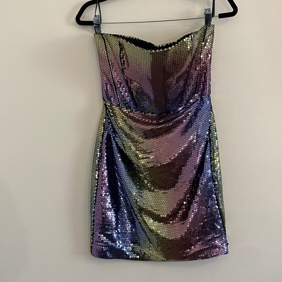 NWT The New Arrivals by Ilkyaz Ozel Jade Sleeveless Sequin Mini Dress Size 6-8 - Picture 2 of 10